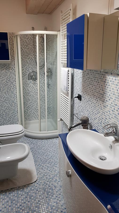 B&B Benessere La Casa Nera Breno Bagian luar foto